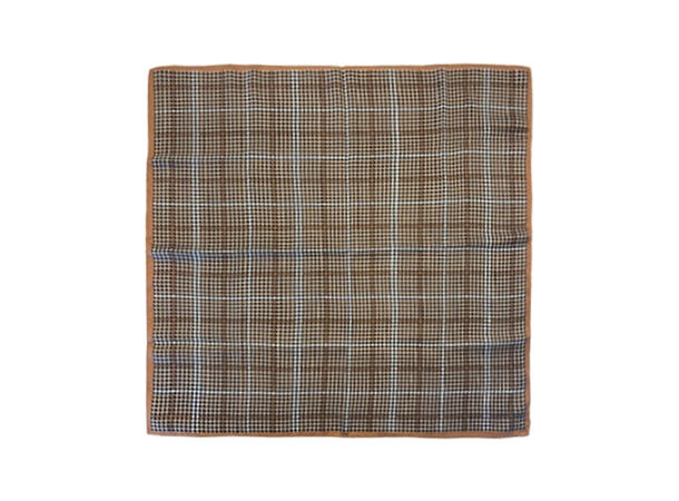 Skjerf klassisk 65x65 Kamel 