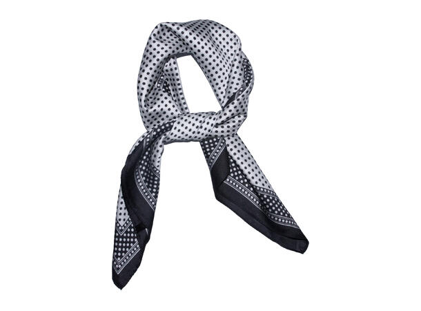 Skjerf m/prikker 68x68 sort 