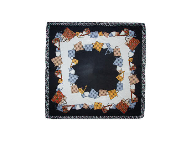 Skjerf m/vesker og dyreprint 70x70 blå* 