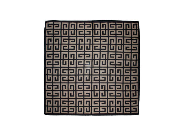 Skjerf m/mønster 65x65 sort 