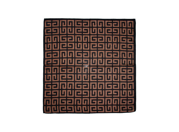 Skjerf m/mønster 65x65 brun 