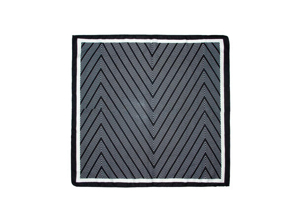 Skjerf zig zag 65x65 sort 