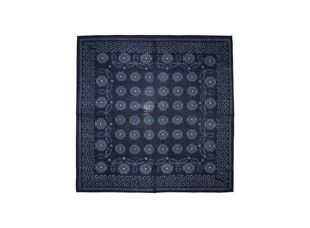 Skjerf delikat mønster Ull 70x70 blå 