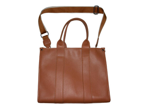 Veske m/bred skulderrem* m/sølv tilbehør cognac 